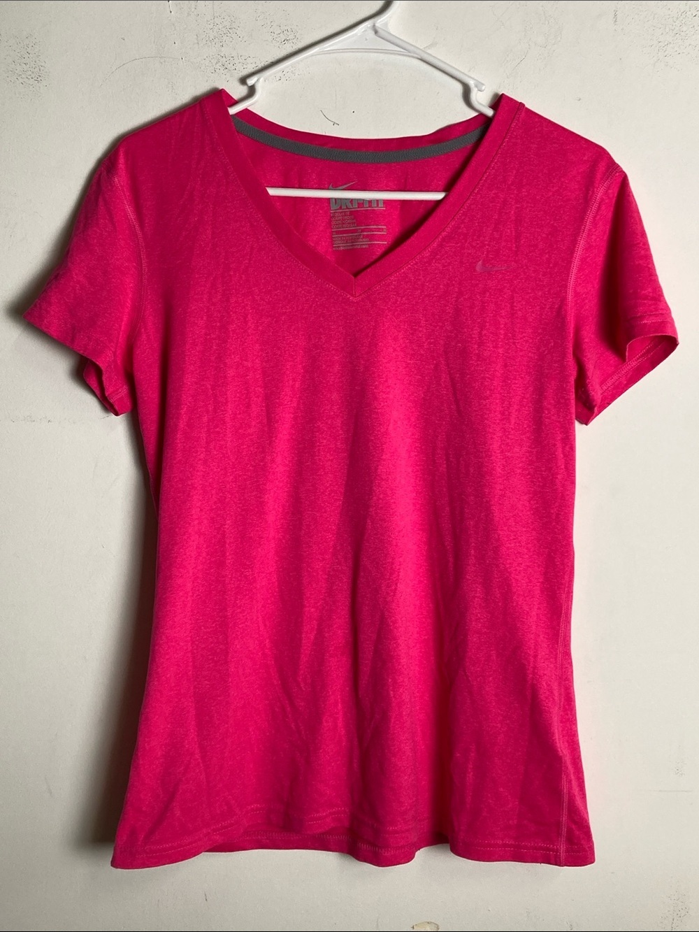 Nike Women's Short Sleeve V-Neck Top — Bright Pink
